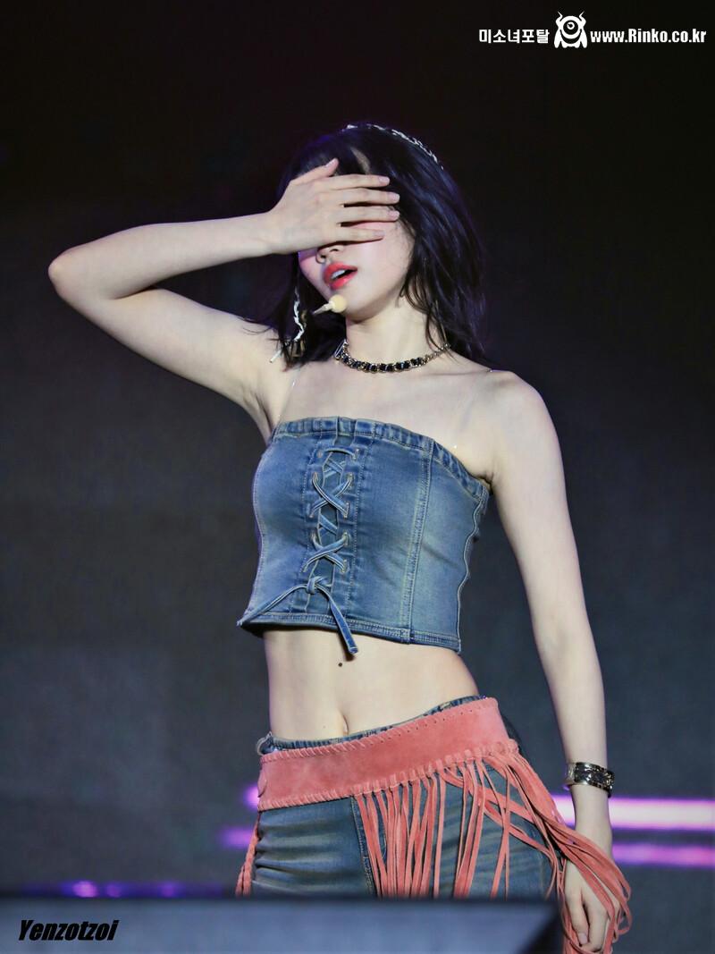 씹덕들 행복사시키는 김채원 겨_117508_7.jpeg