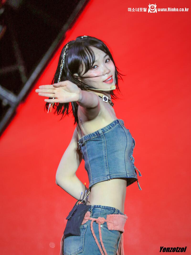 씹덕들 행복사시키는 김채원 겨_117508_9.jpeg