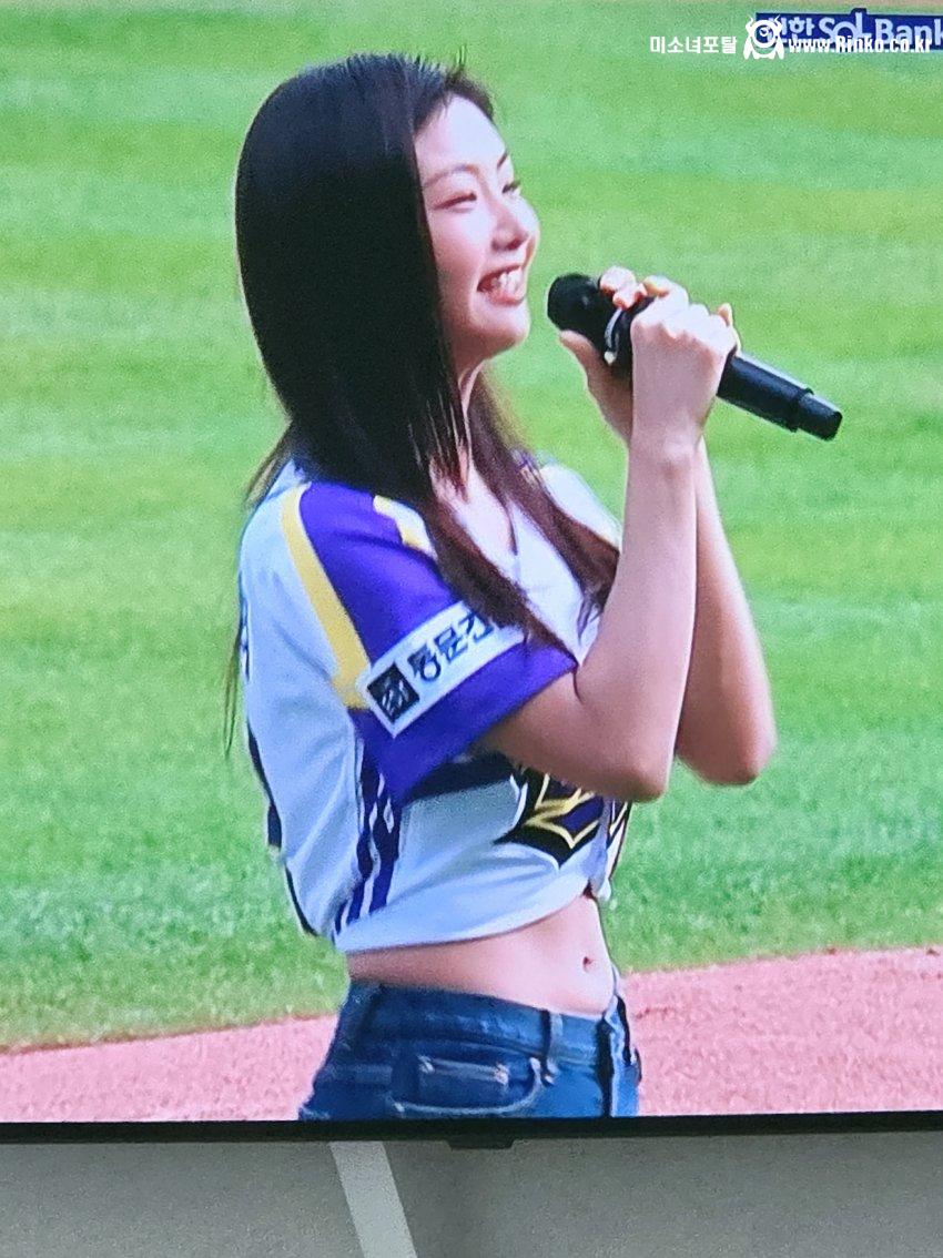 배우 이세희 시구_38437_1.jpg