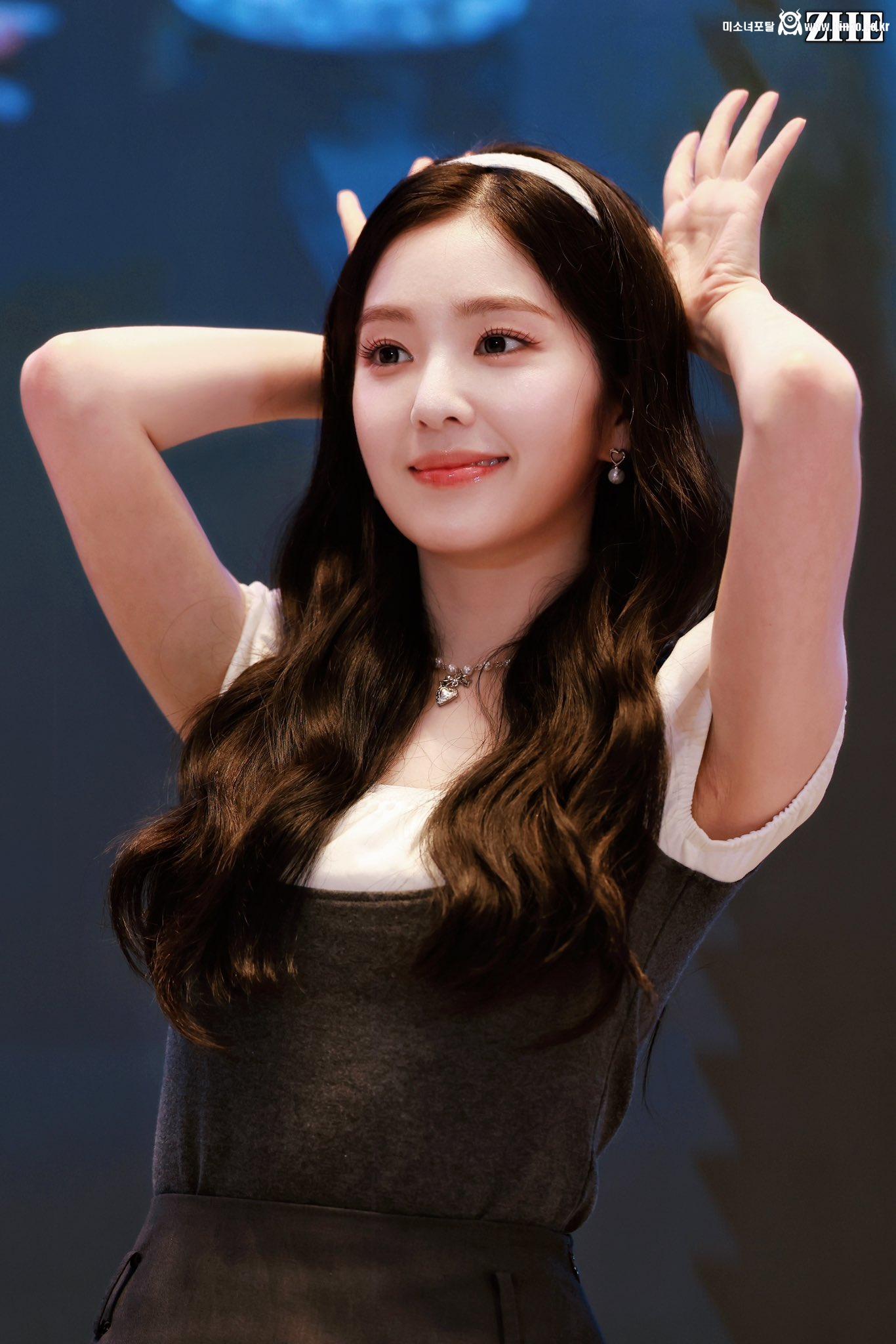 아이린 겨주름 빼꼼_117682_2.jpg