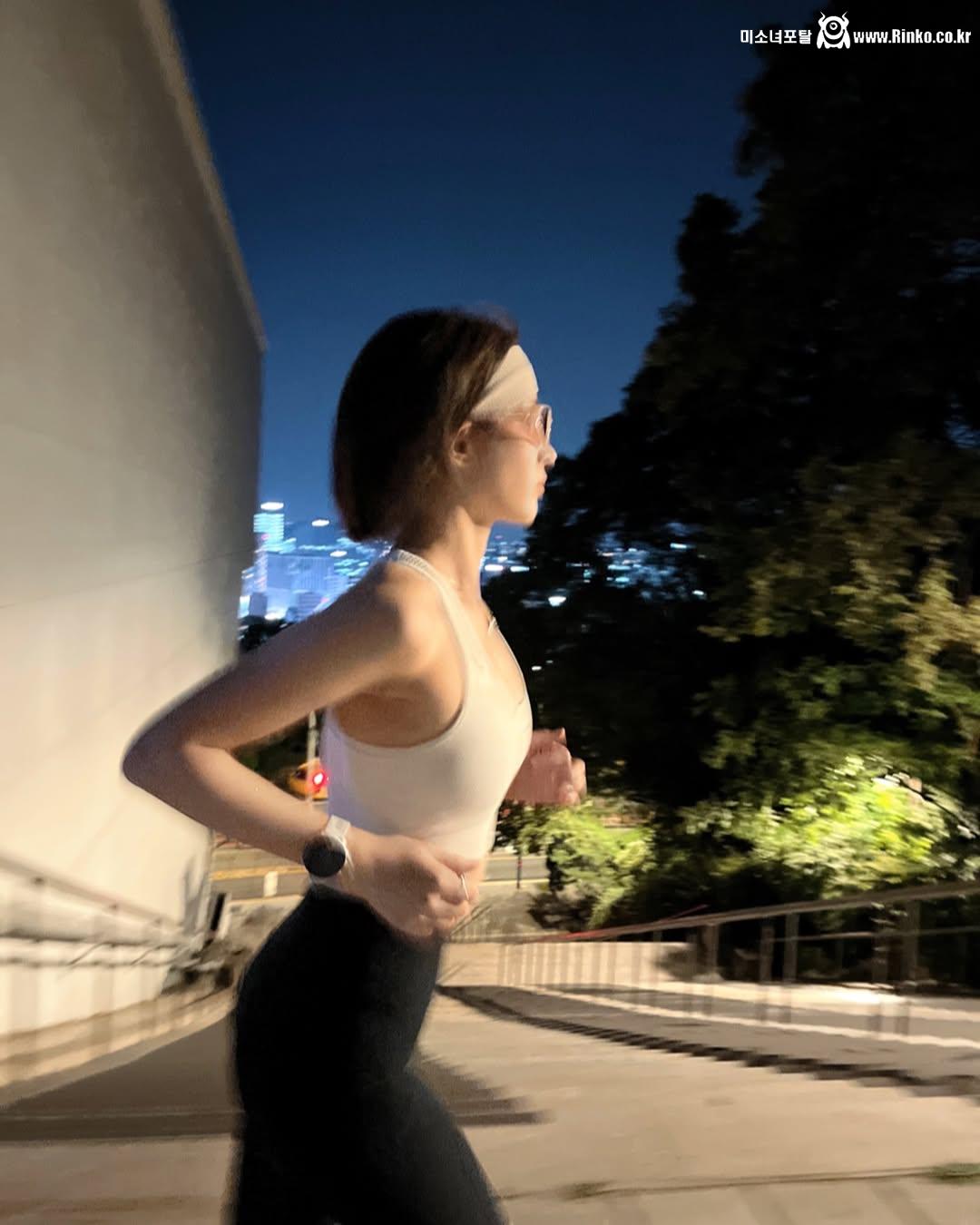 율희 미시겨_117692_2.jpg