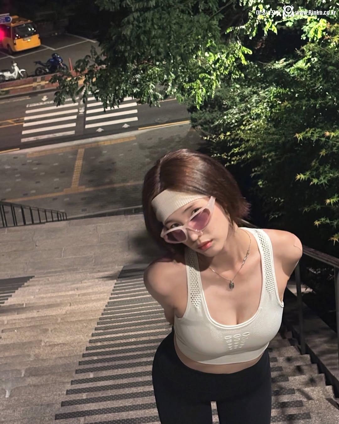 율희 미시겨_117692_6.jpg