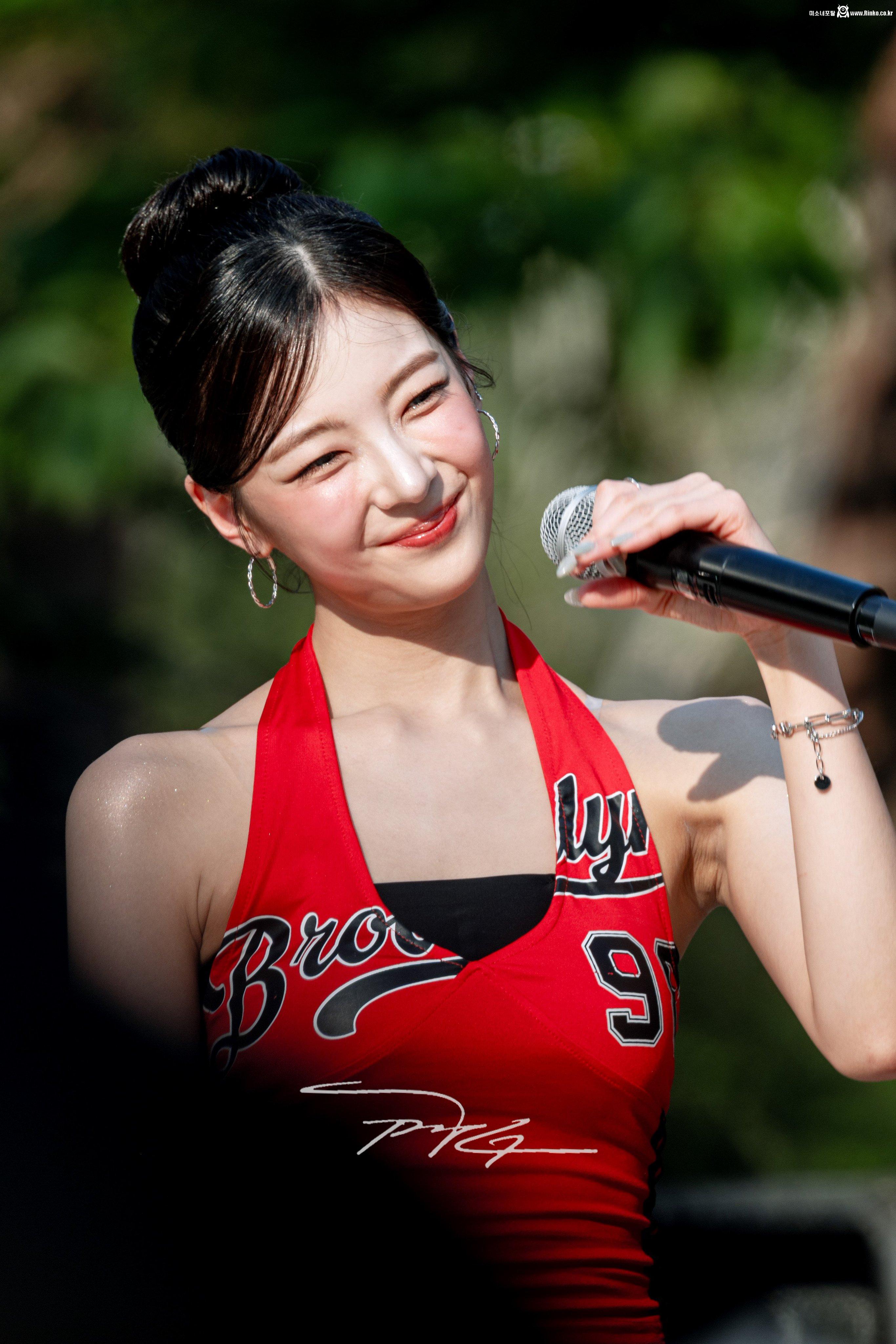 있지 ITZY 리아 고해상도_117688_4.jpg