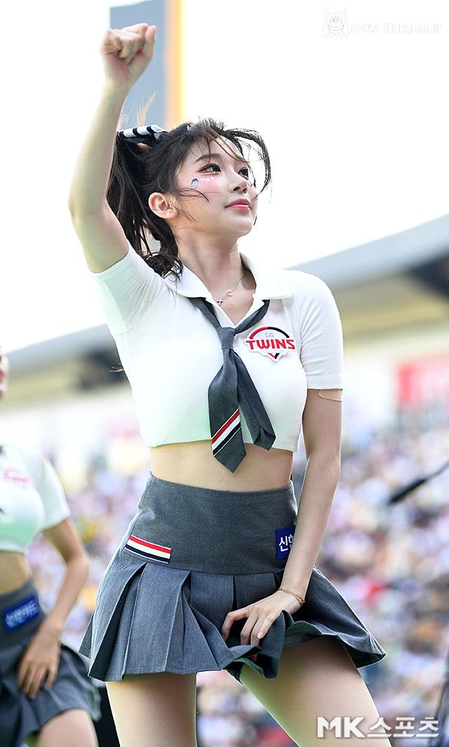 이주은 착의겨_117722_4.jpg