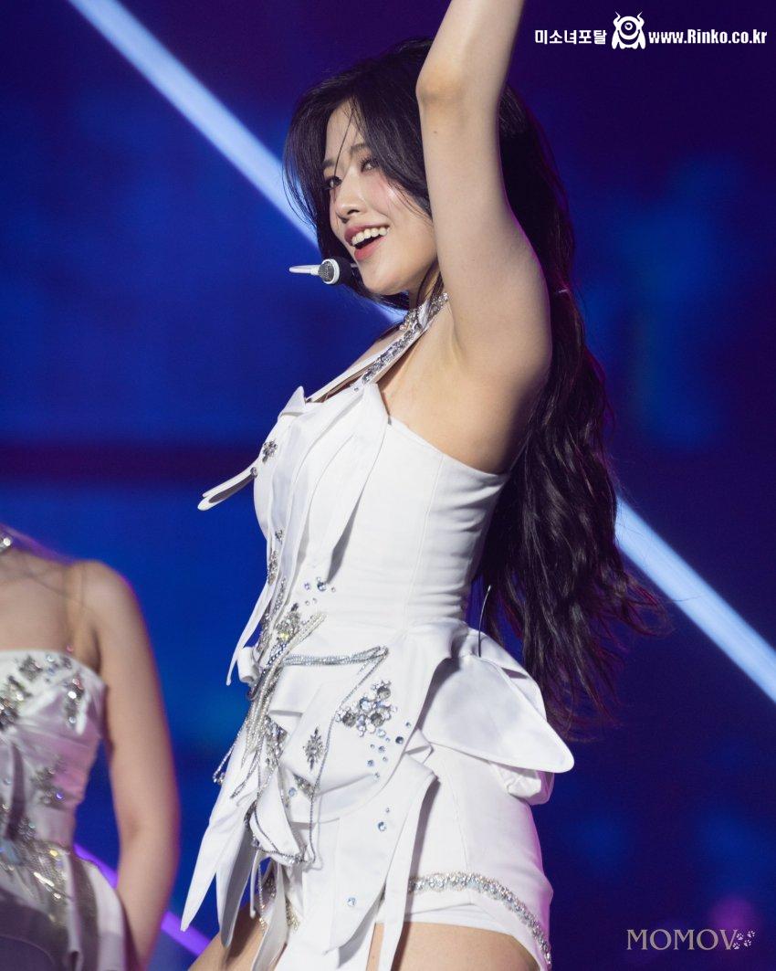 ai짤들 안보이니까 너무 좋네_117730_2.jpeg