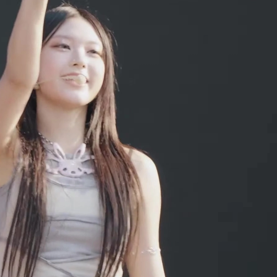 안소희 은근슬겨_117758_1.webp