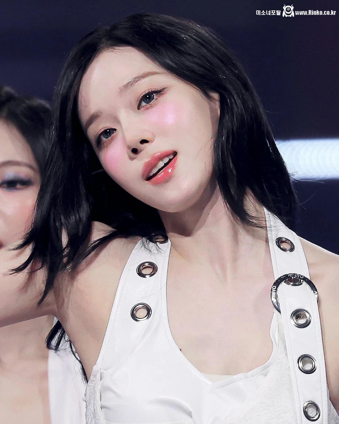 님들 윈터 이날 움짤 있으신분_117803_1.webp.jpg