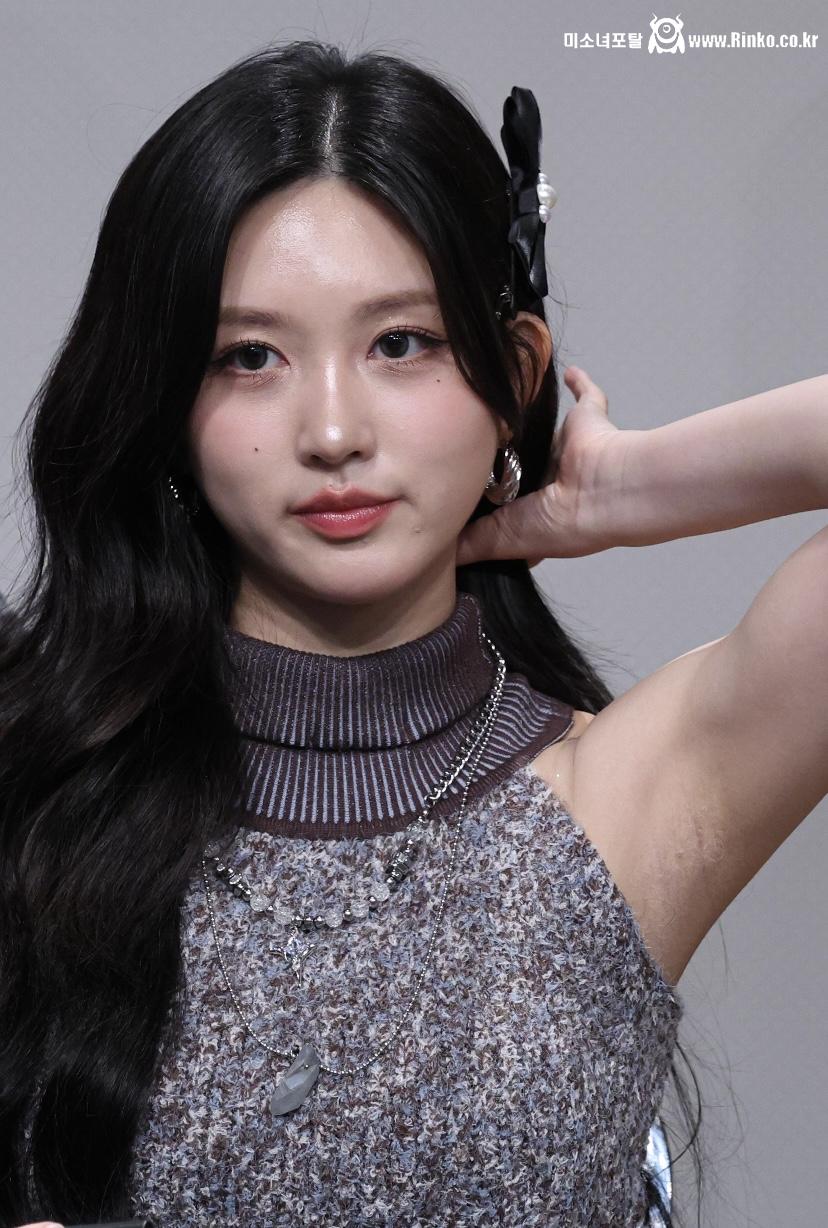 250215 아이브 가을 확대_117879_4.jpeg