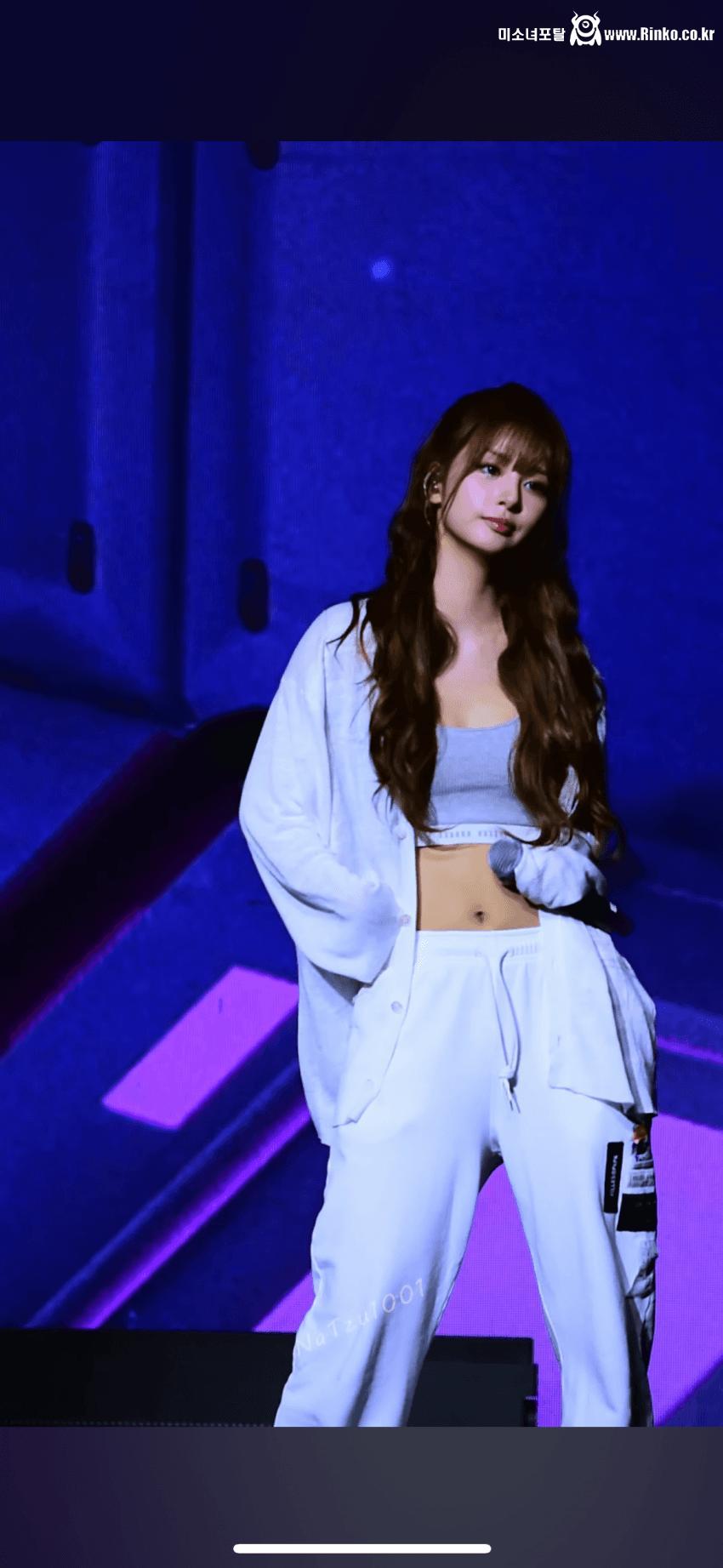 설윤 이번꺼 영상_38857_1.png.jpg