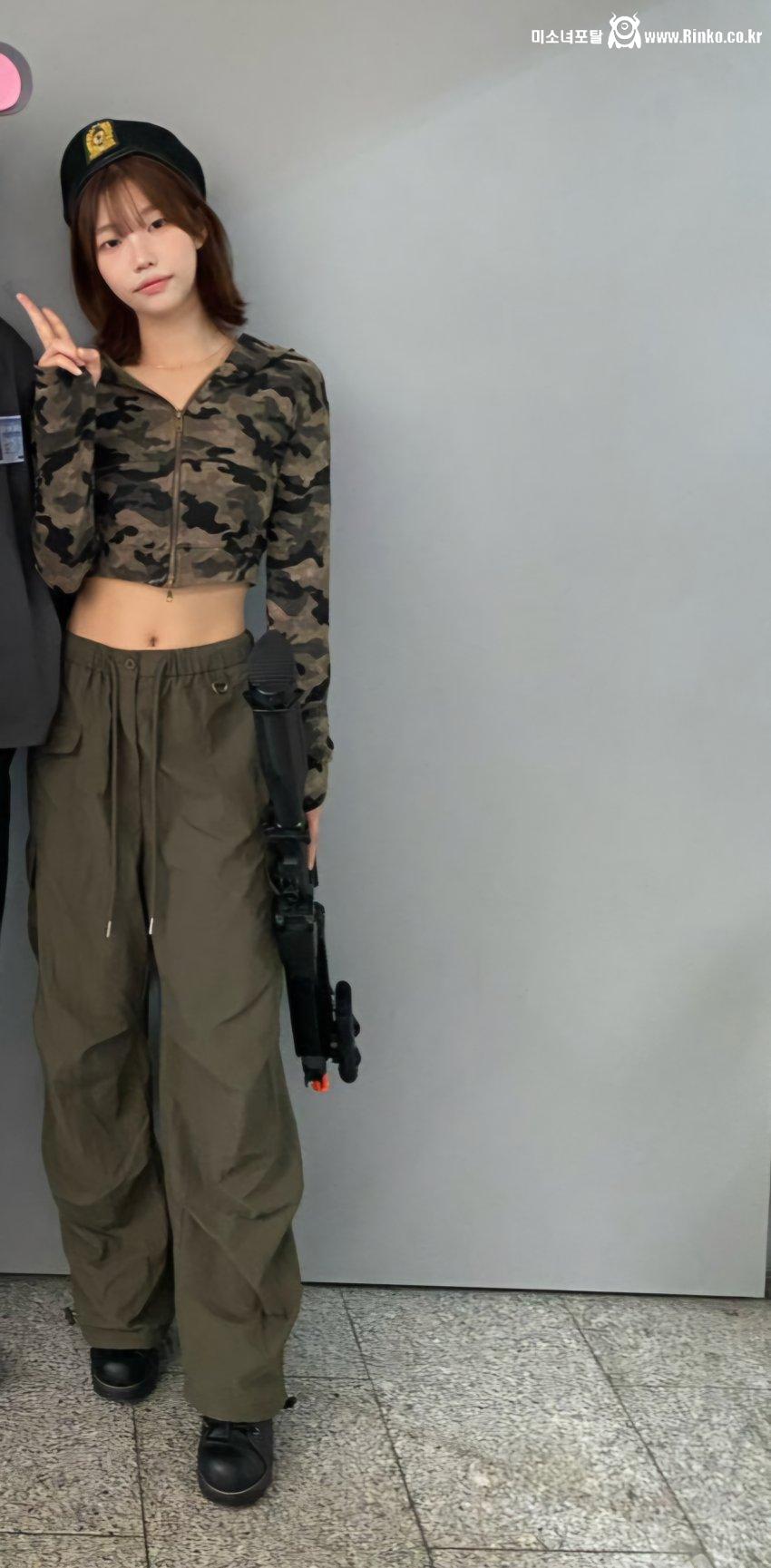 고딩 졸사(군복)_38878_1.jpg