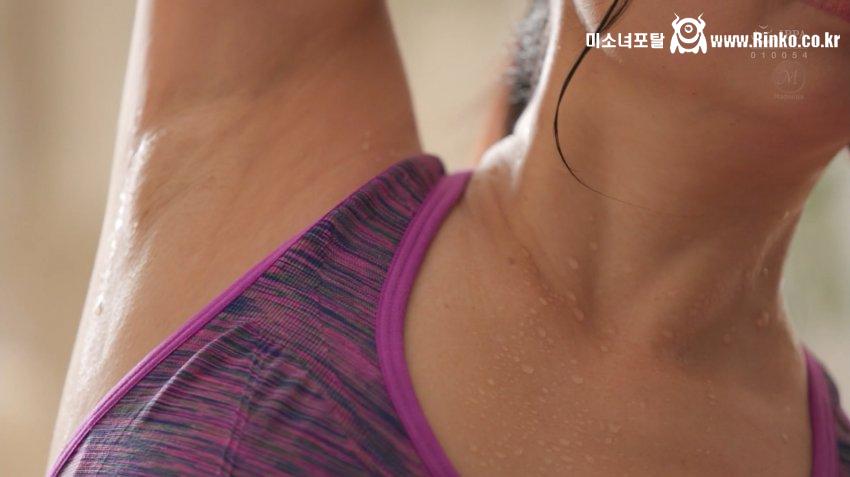 마리코 사타_118063_2.jpg