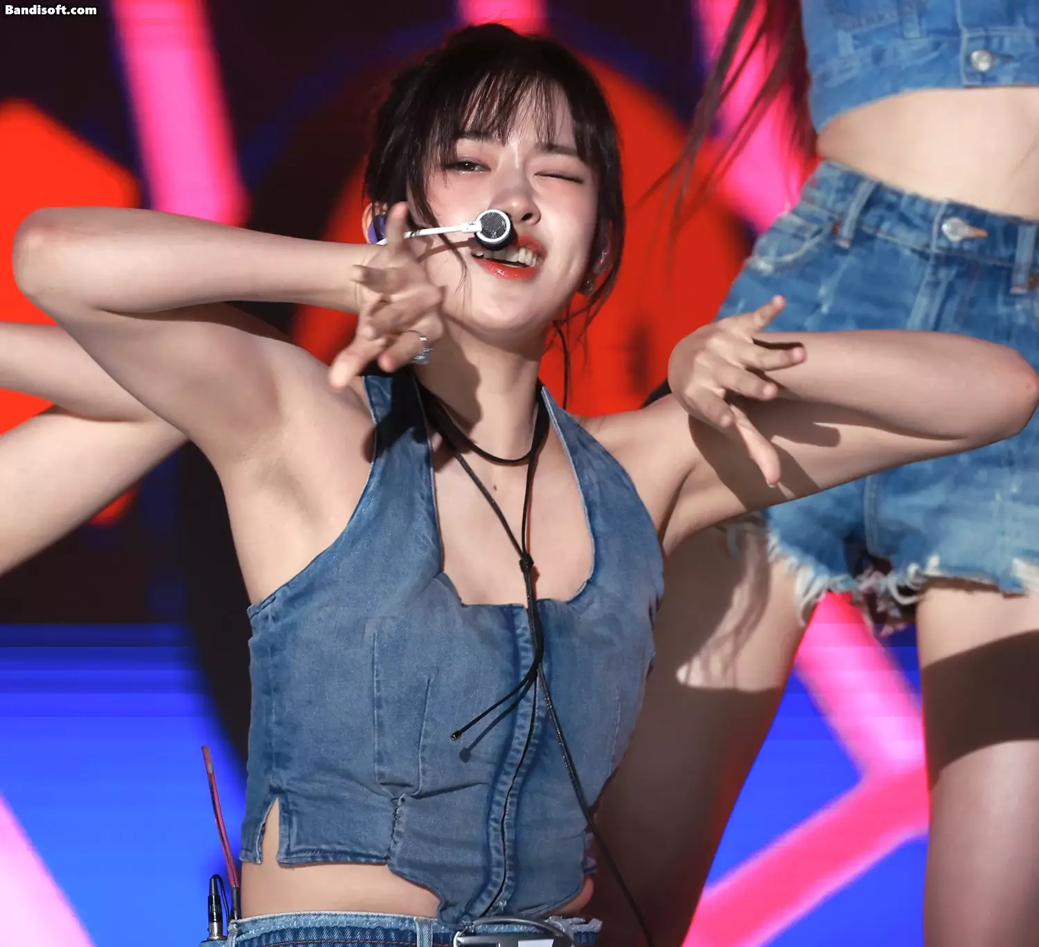 아이브 안유진 겨드랑이_118187_1.webp