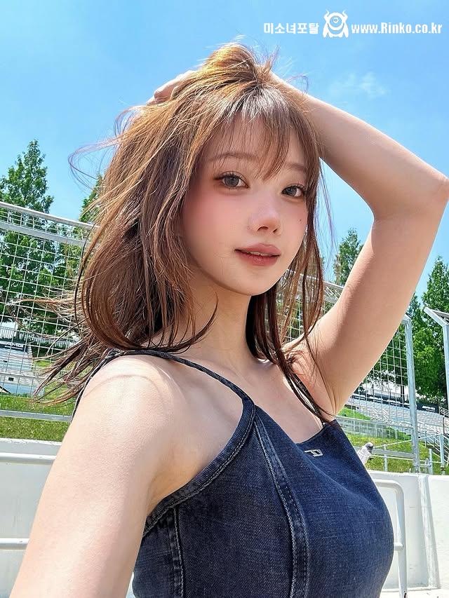 QWER 마젠타_118203_1.jpg