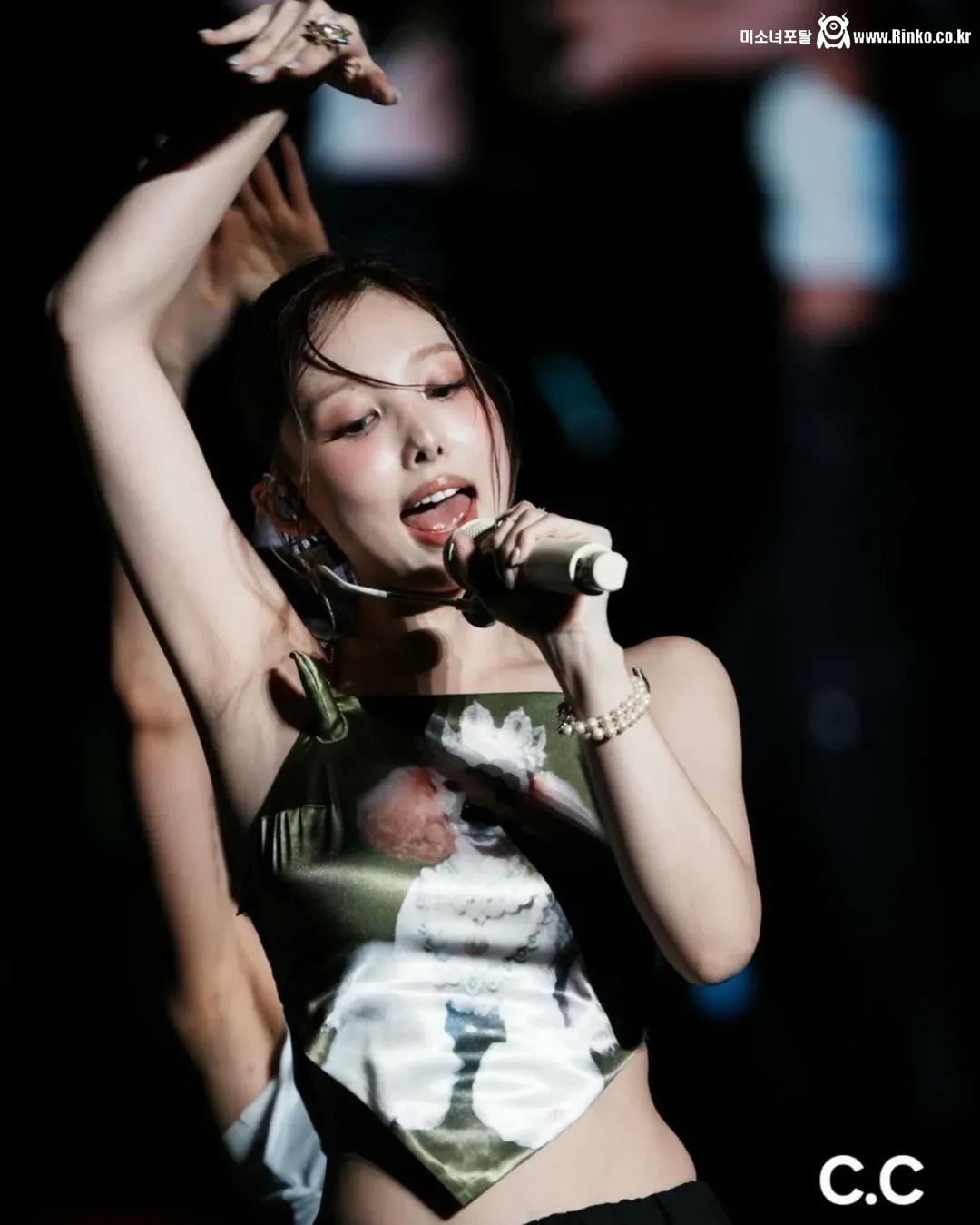 트와이스 나연 겨드랑이_118279_5.jpg