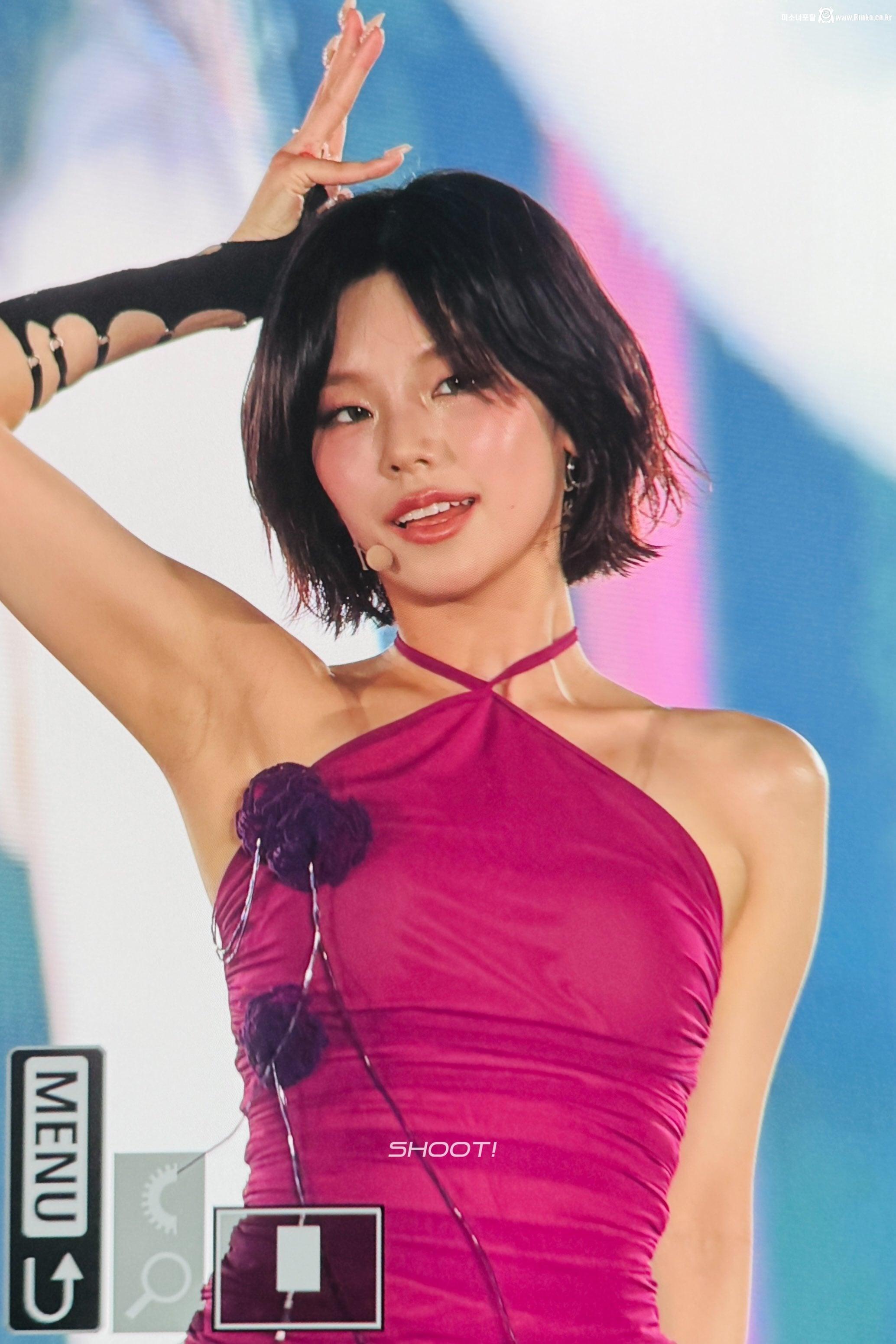 있지 예지 겨드랑이_118342_2.jpg