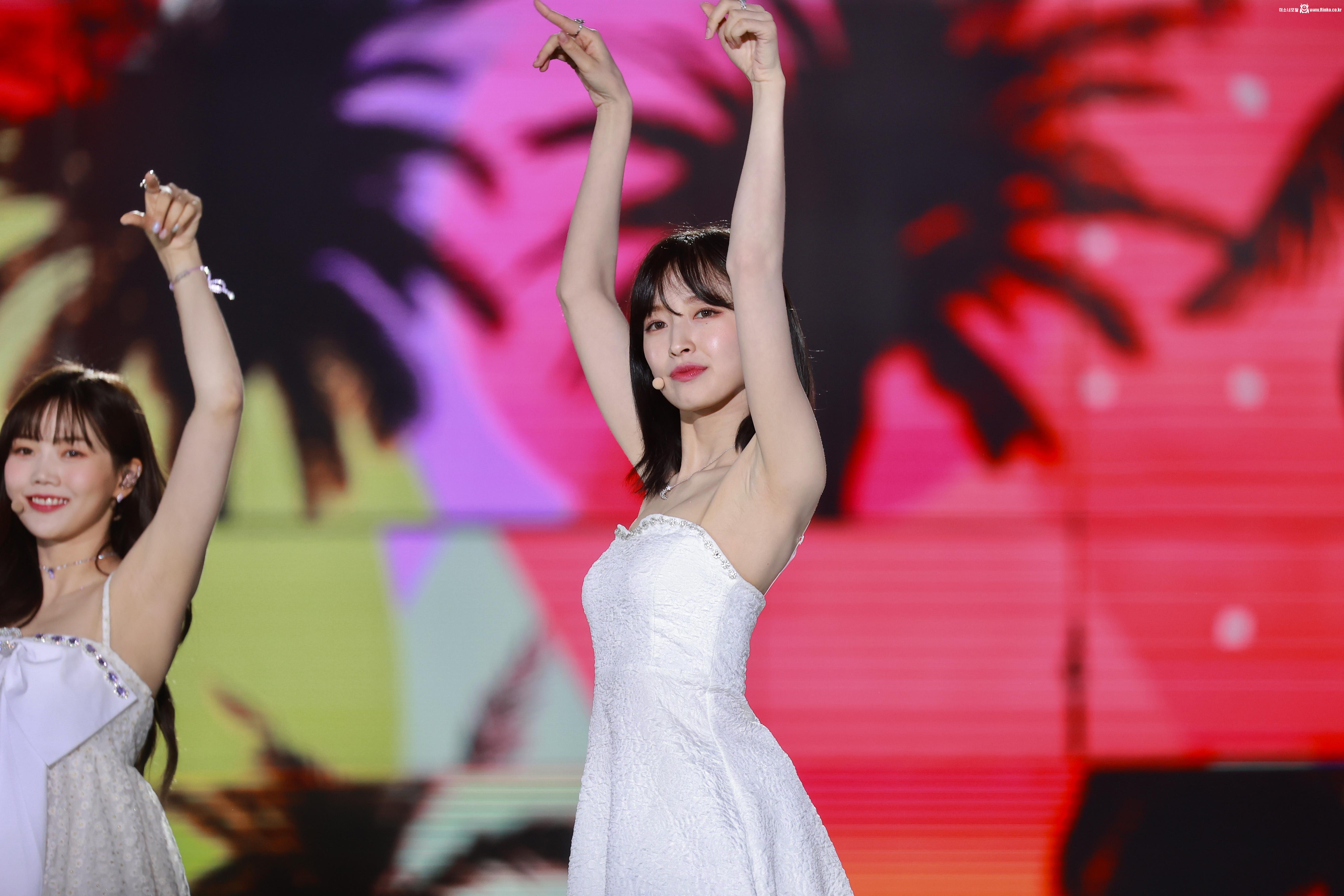 현재 내 배경화면_118479_1.jpg