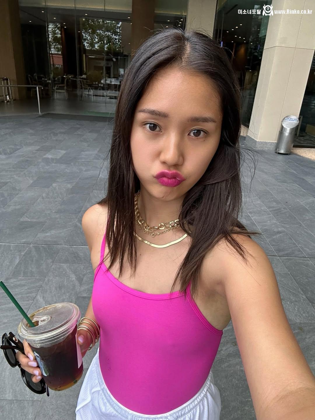 오마이걸 비키니_118501_3.jpg