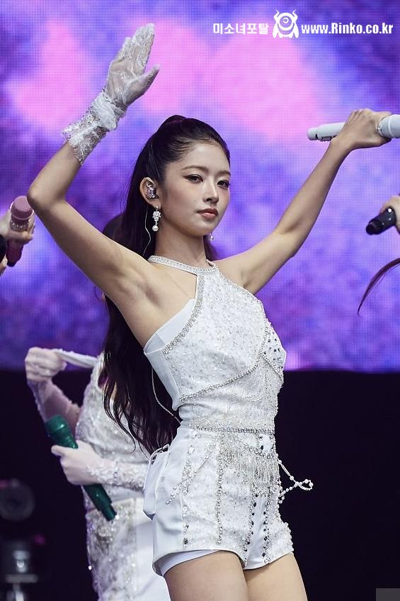 아이브 레이 한장_118708_1.jpg