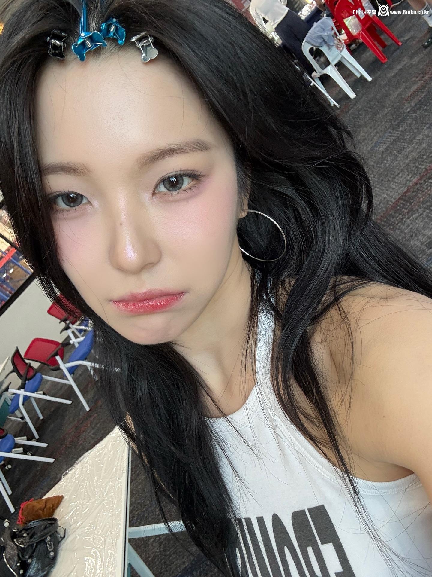 백지헌 인스타_118841_2.jpg