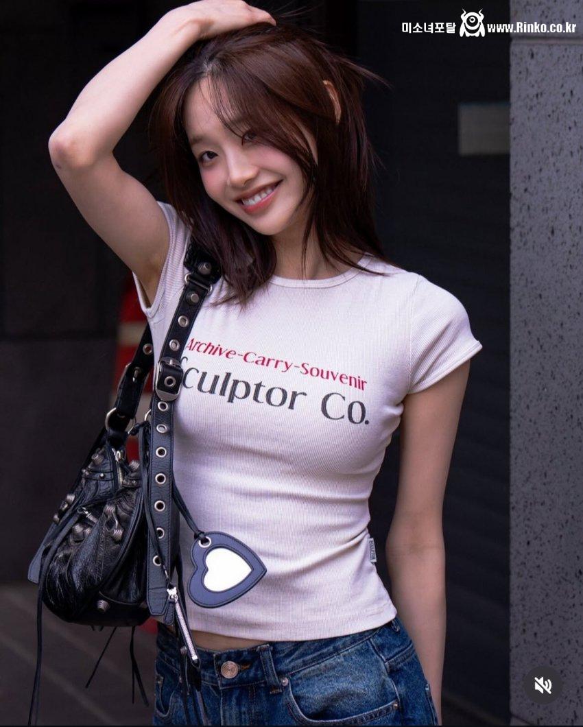 츄 은근슬겨_118881_1.jpeg