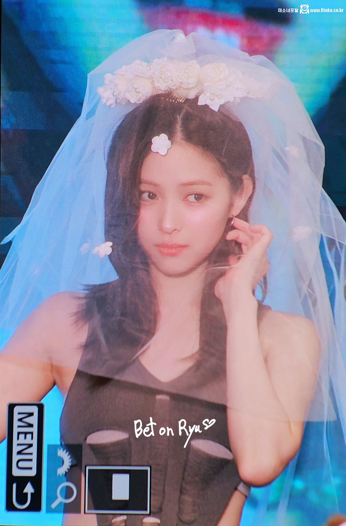 250719 채령 류진_118921_1.jpg