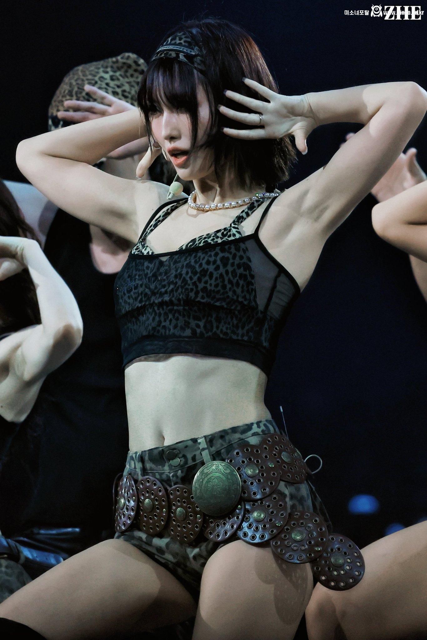 250719 사나 미나 모모_118920_4.jpg