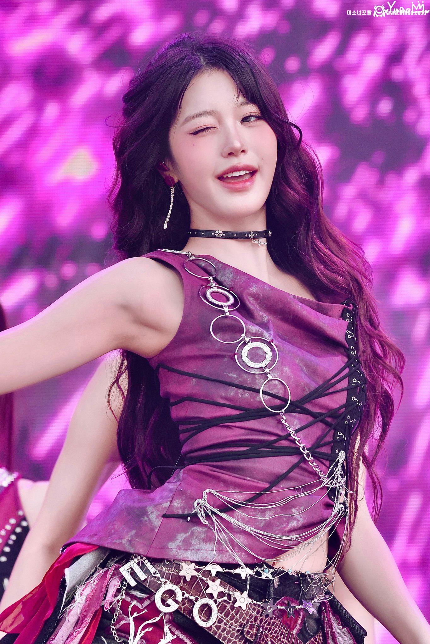 사랑스러운 장원영_118989_3.jpg