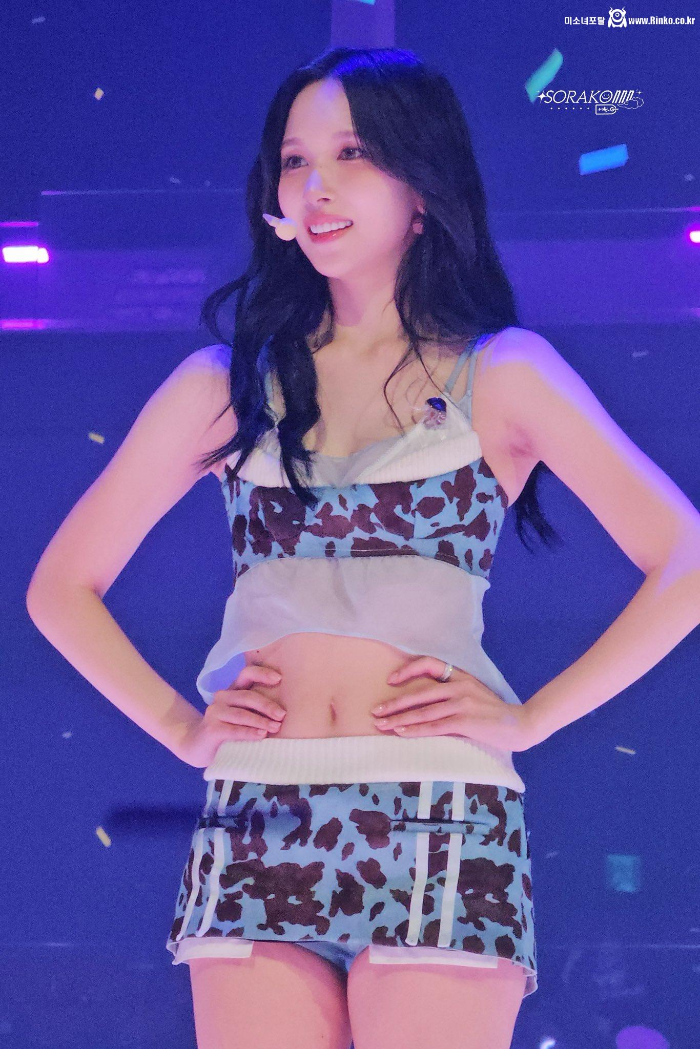 250720 미나 지효 나연_119028_1.jpg