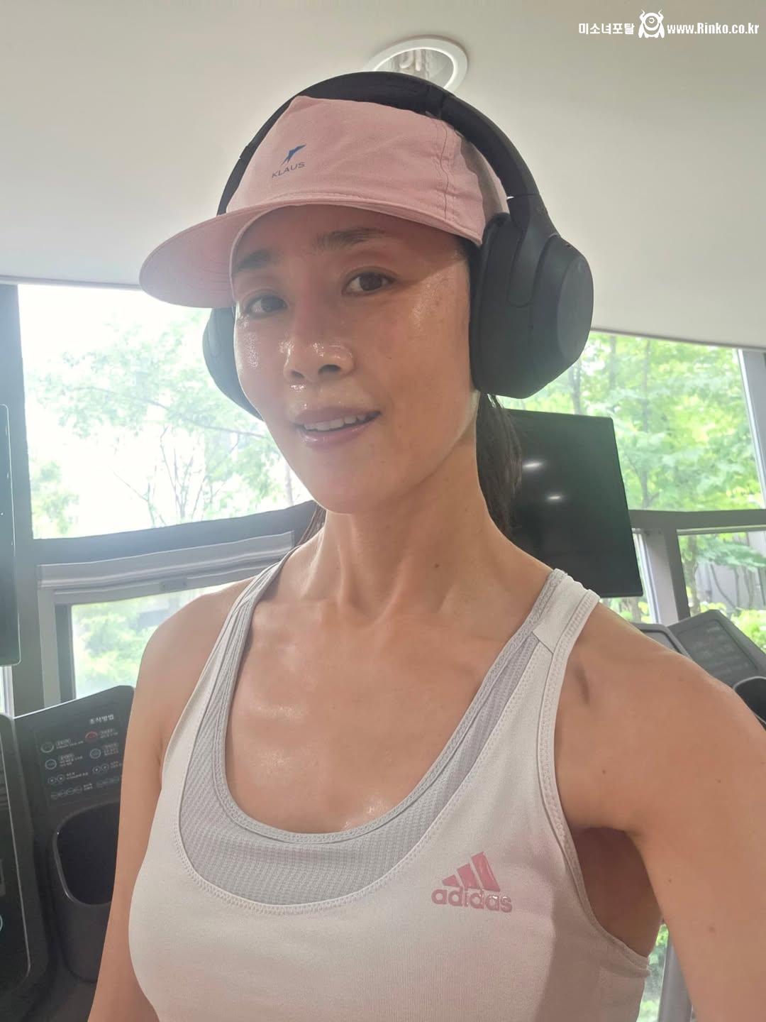 문정희 미시겨(+성수)_119032_2.jpg