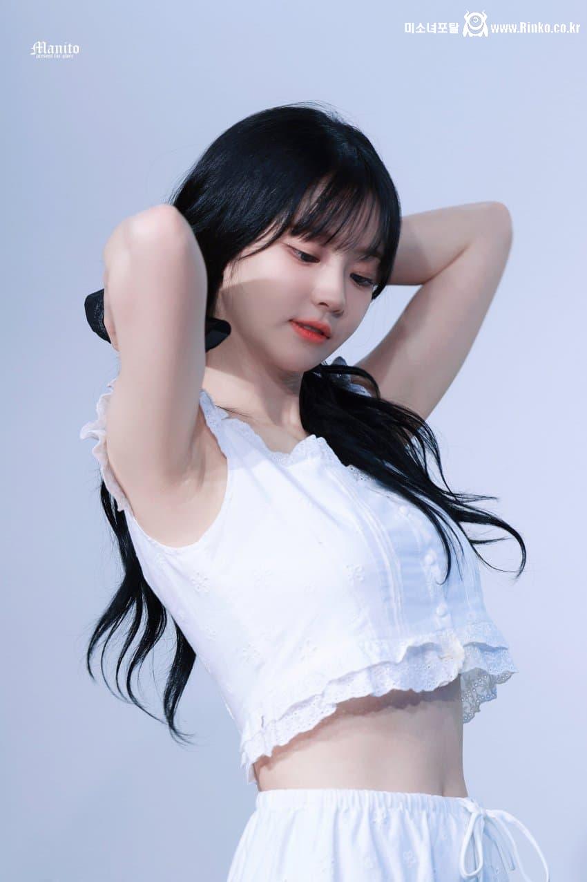 QWER 쵸단_119086_1.jpg