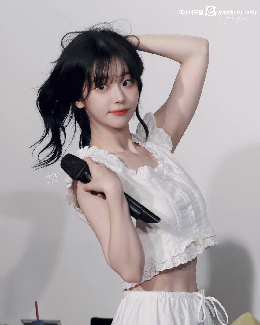 QWER 쵸단_119086_3.jpg