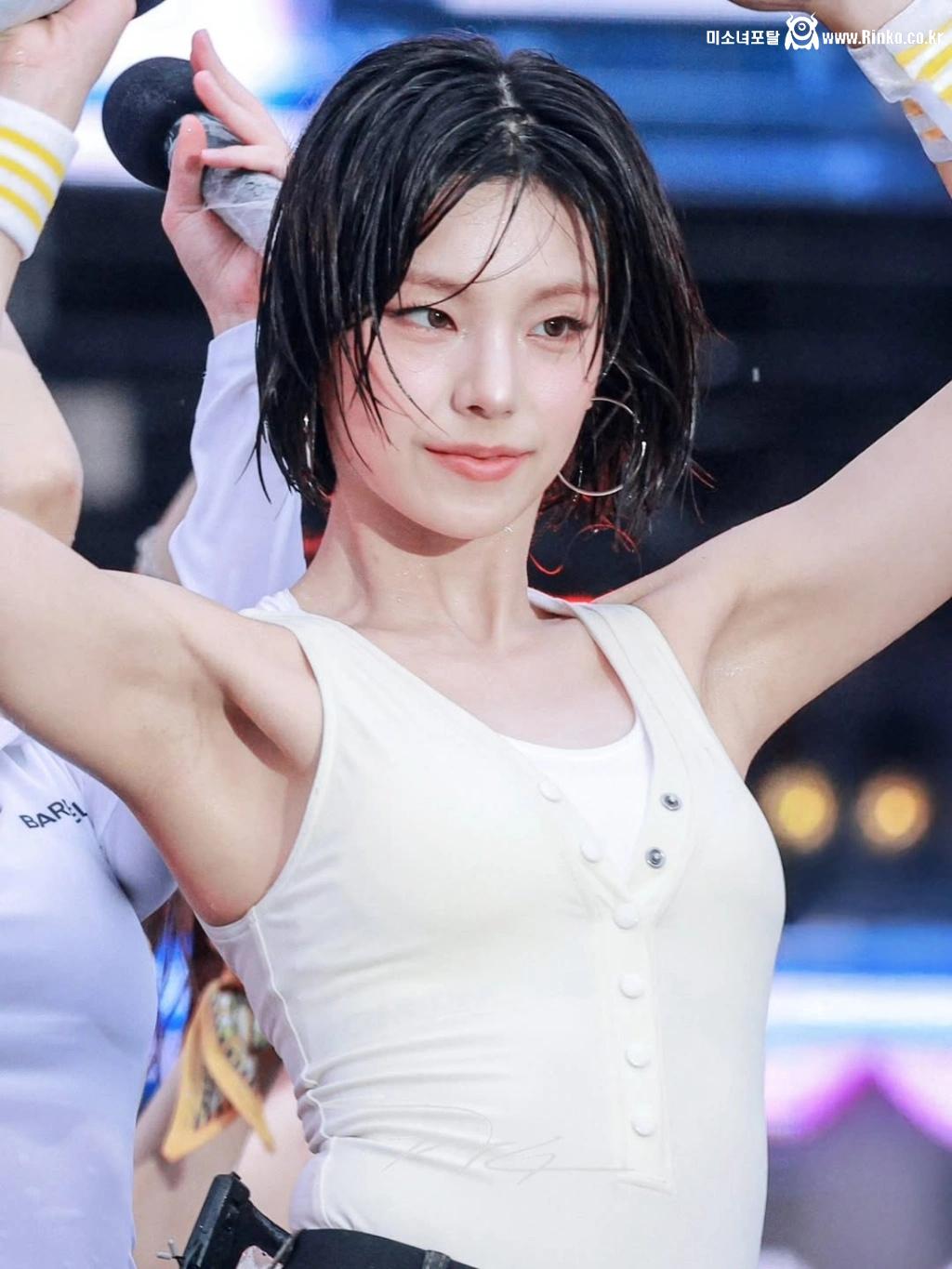 겨황 워터밤 총모음집_119098_3.jpg