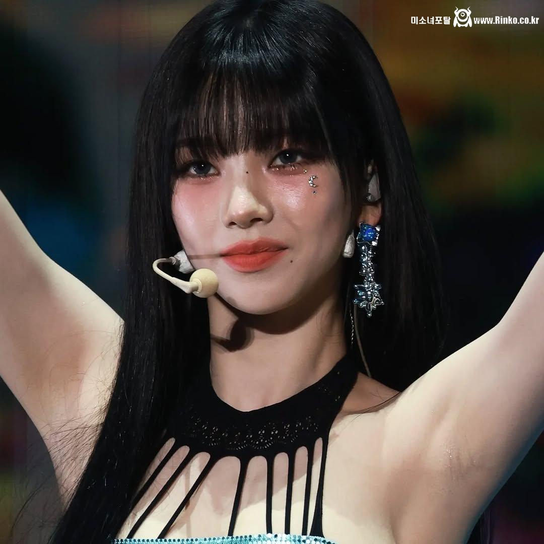 에스파 카리나 겨드랑이_119090_2.jpg