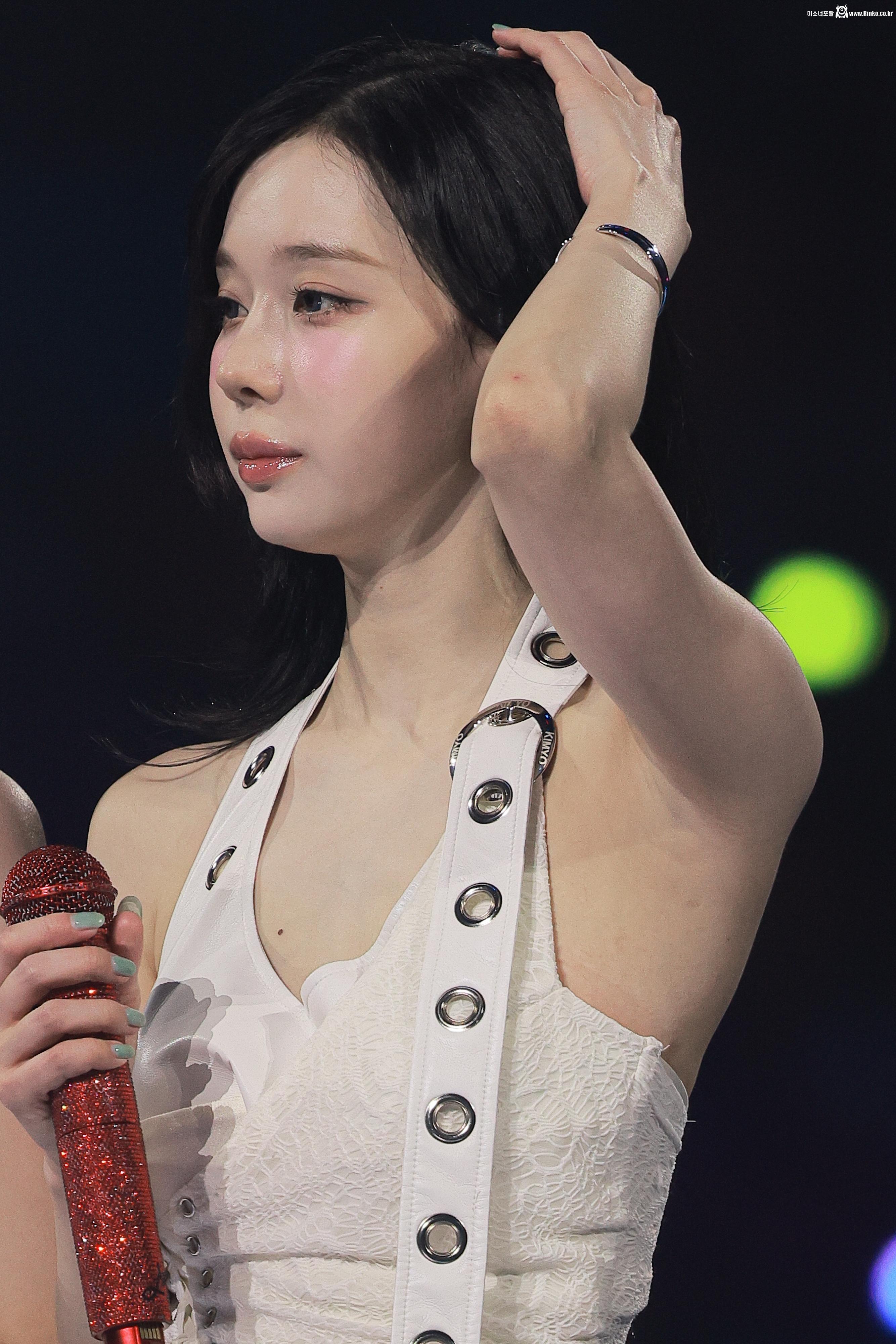 에스파 윈터 겨드랑이_119141_1.jpg