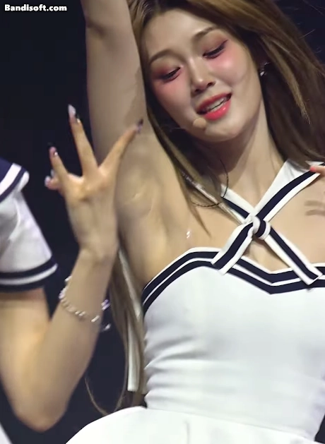 트리플에스 공유빈(250712 콘서트)_119147_1.webp