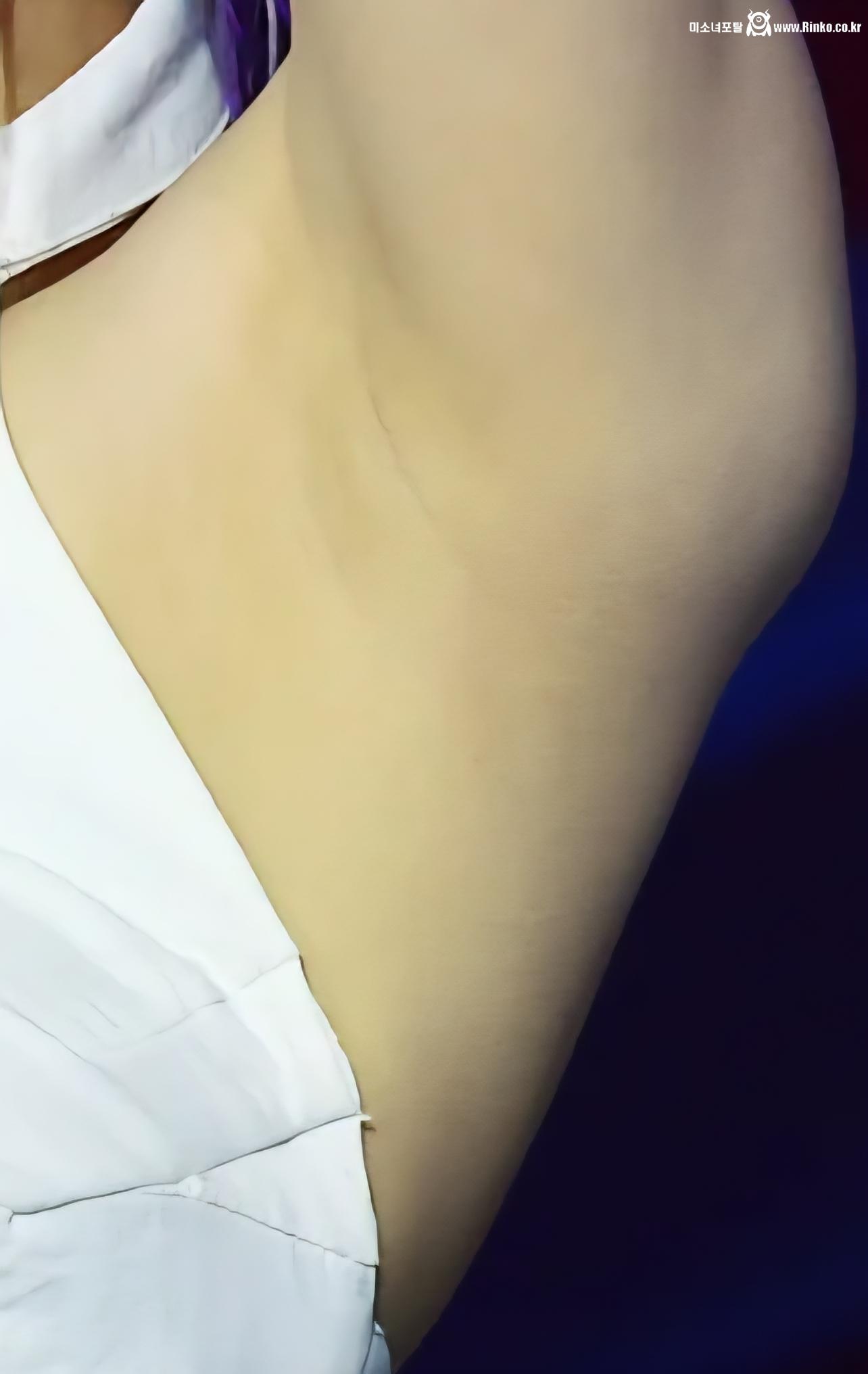 아이브 가을 확대 겨드랑이_119237_2.jpg