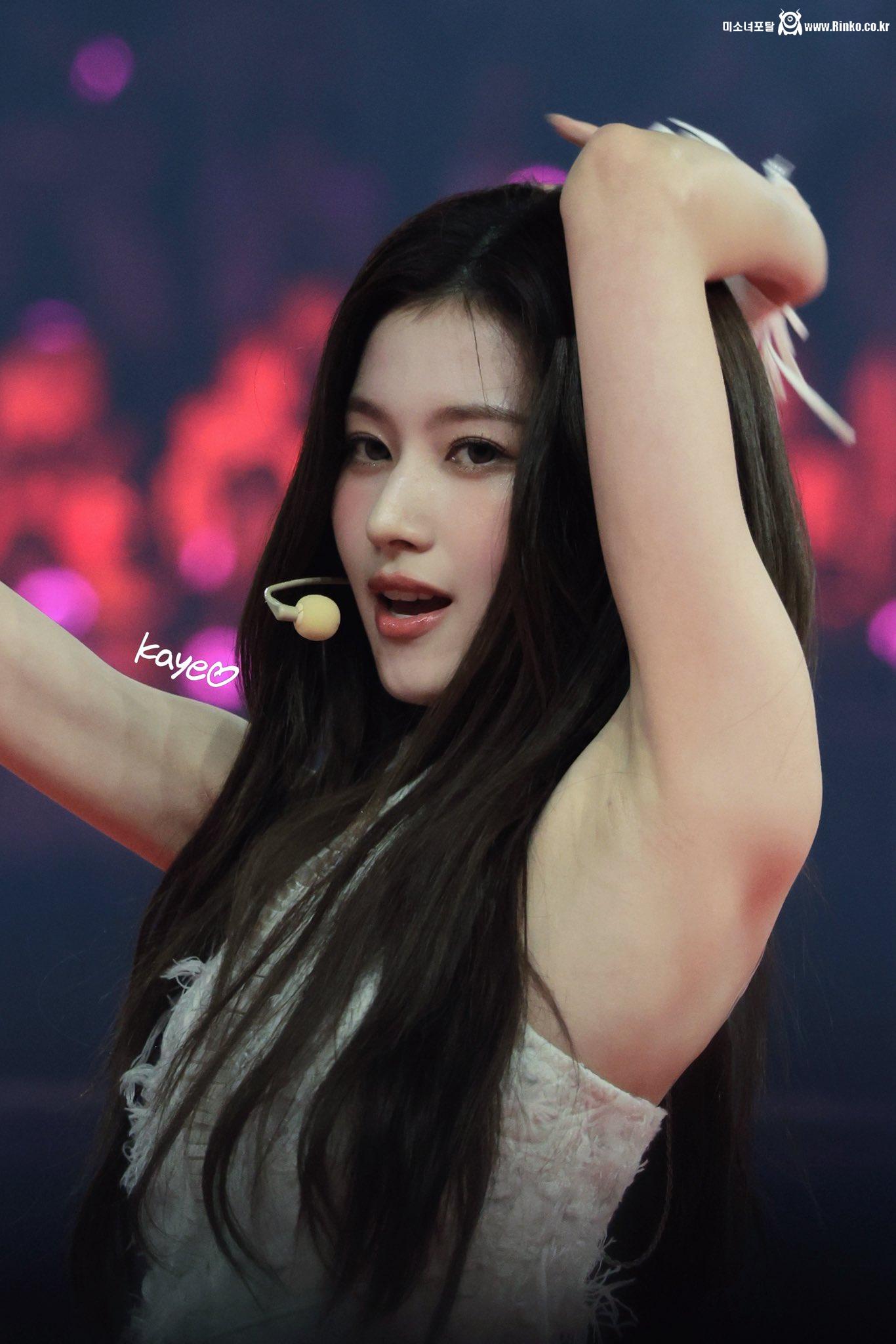 예전 레전드 짤이 떠오르는 사나 한 장_119286_1.jpg