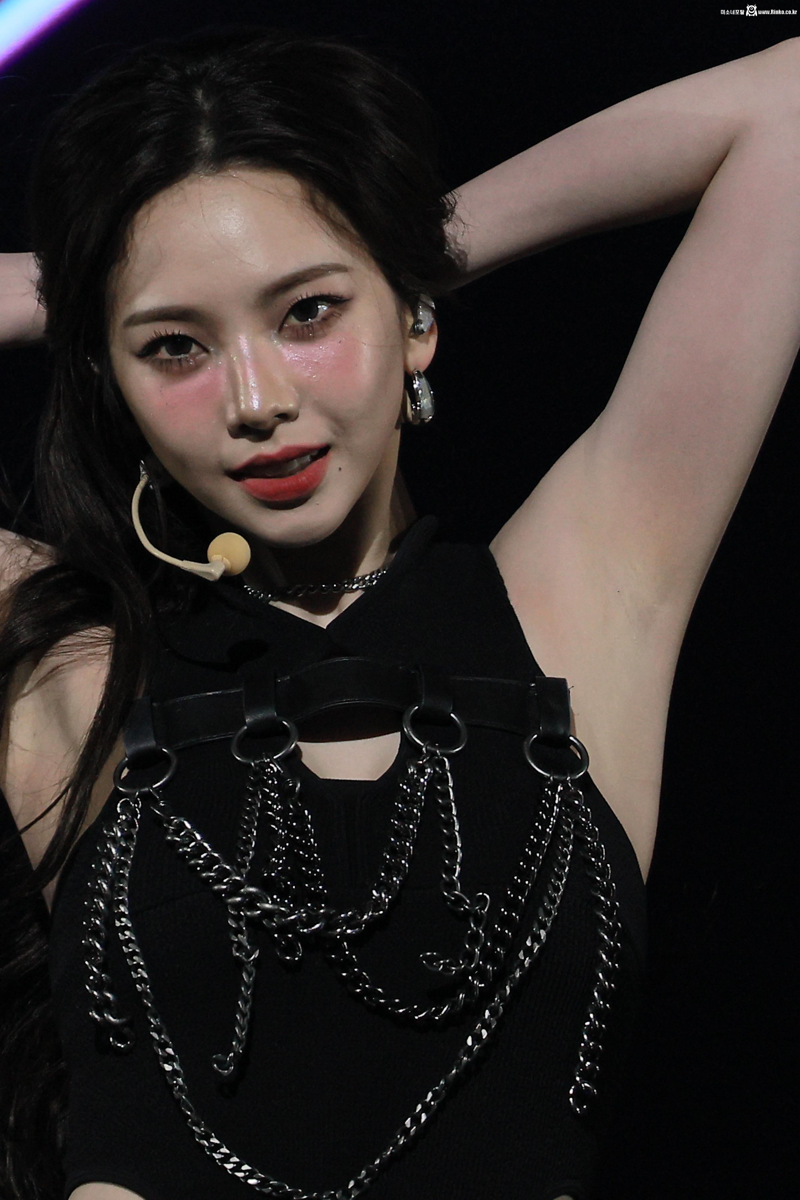 에스파 카리나 겨드랑이_119306_2.jpg