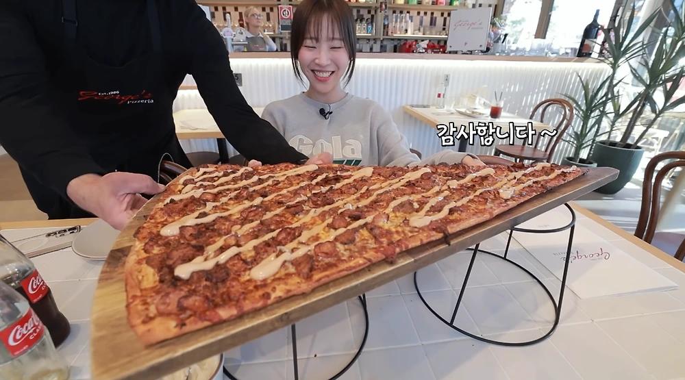 실제로는 피자 두조각도 다 못먹는 쯔양2.webp.jpg