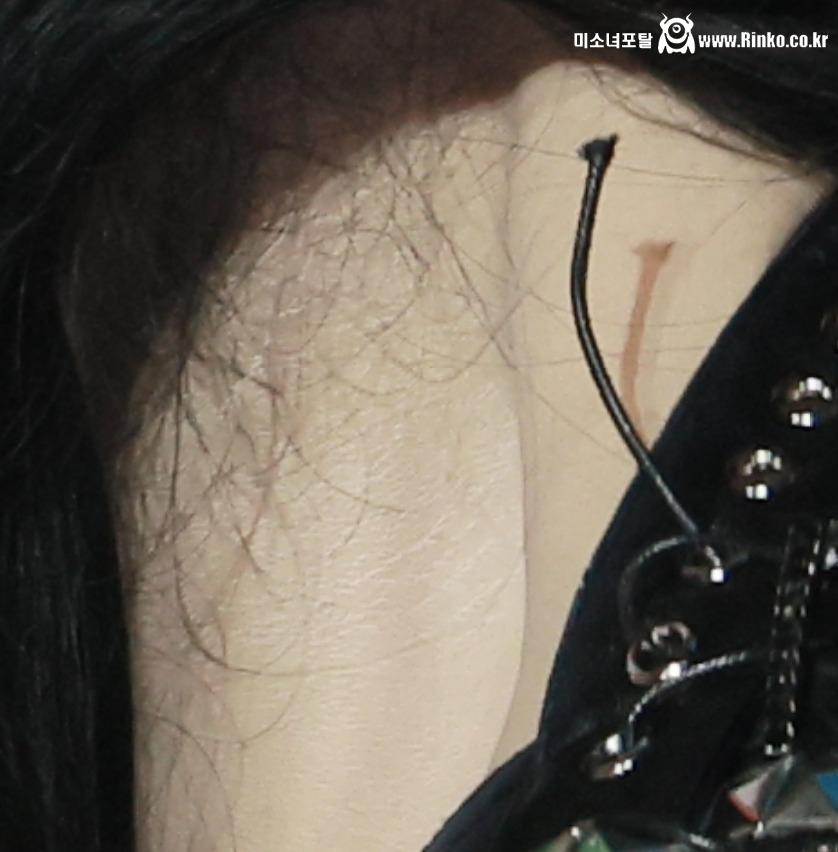 베이비몬스터 아현 3단 확대 겨드랑이_119345_1.jpg