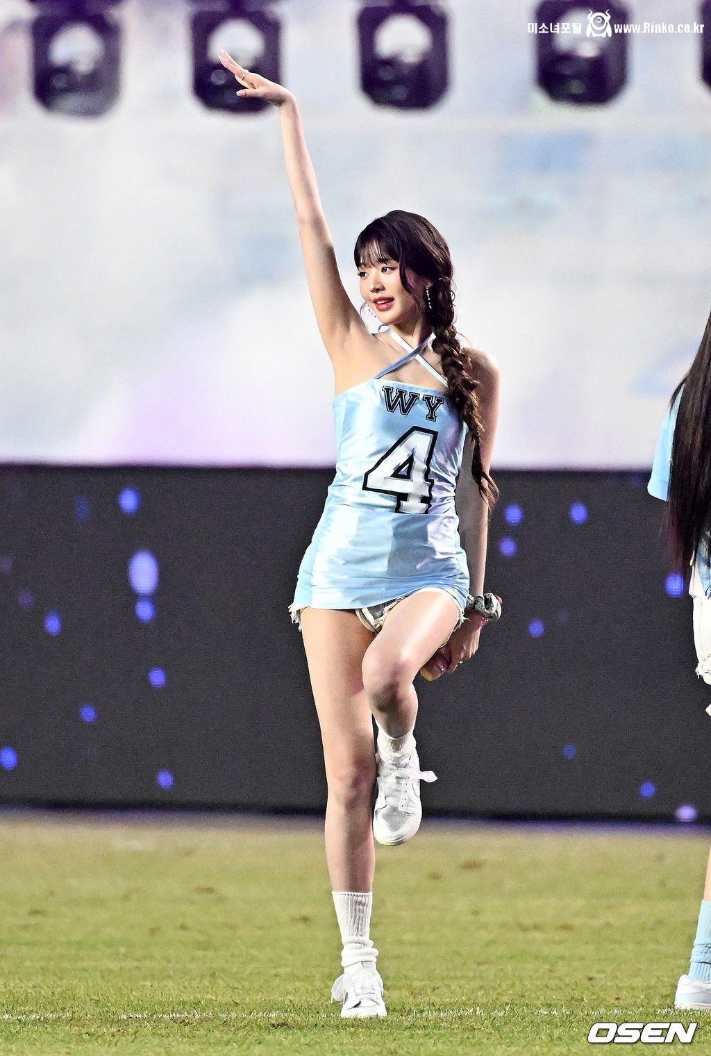 250730 장원영_119383_2.jpg