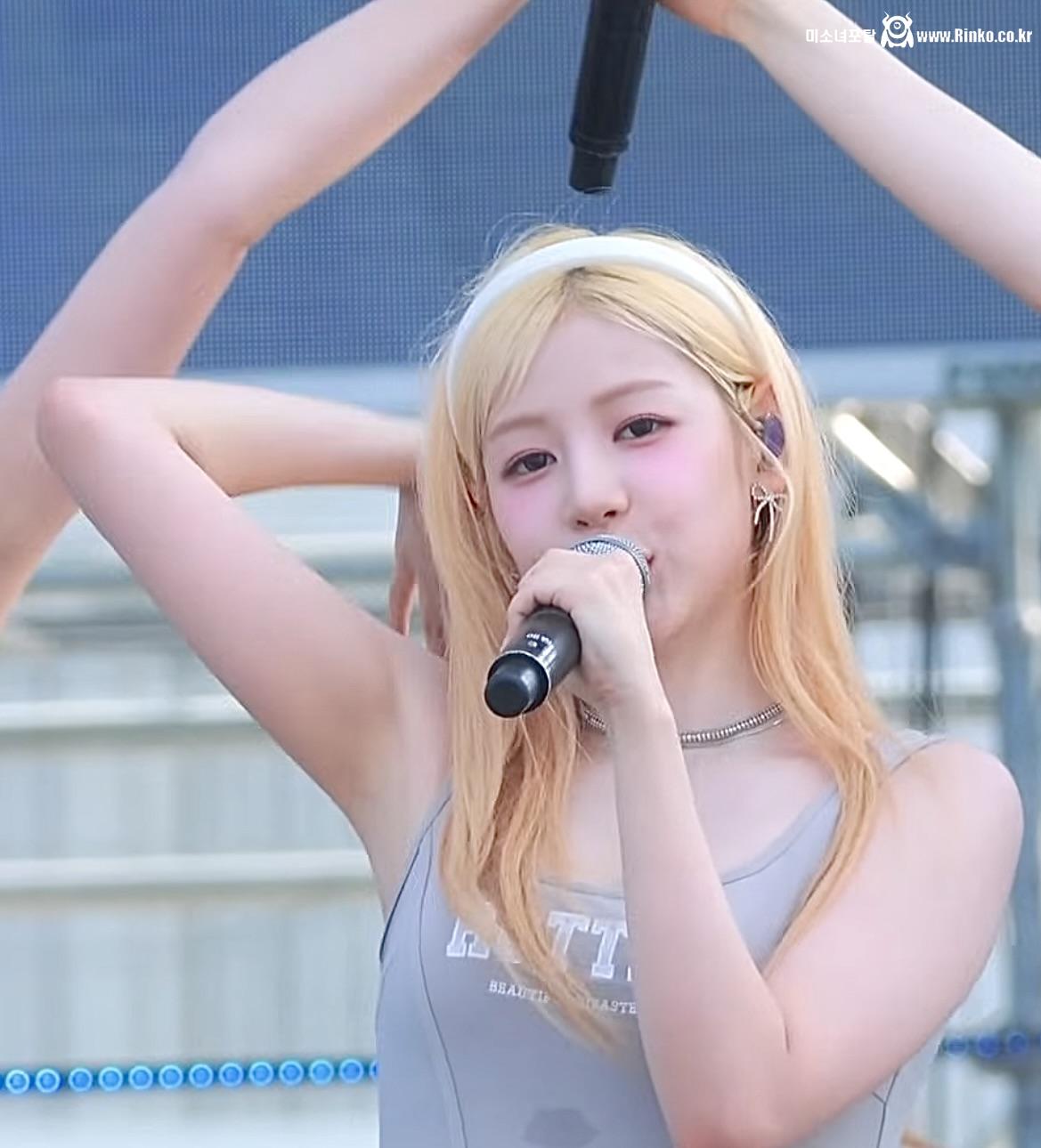 오늘 땀 살짝 난 피프티 예원_119466_5.jpg