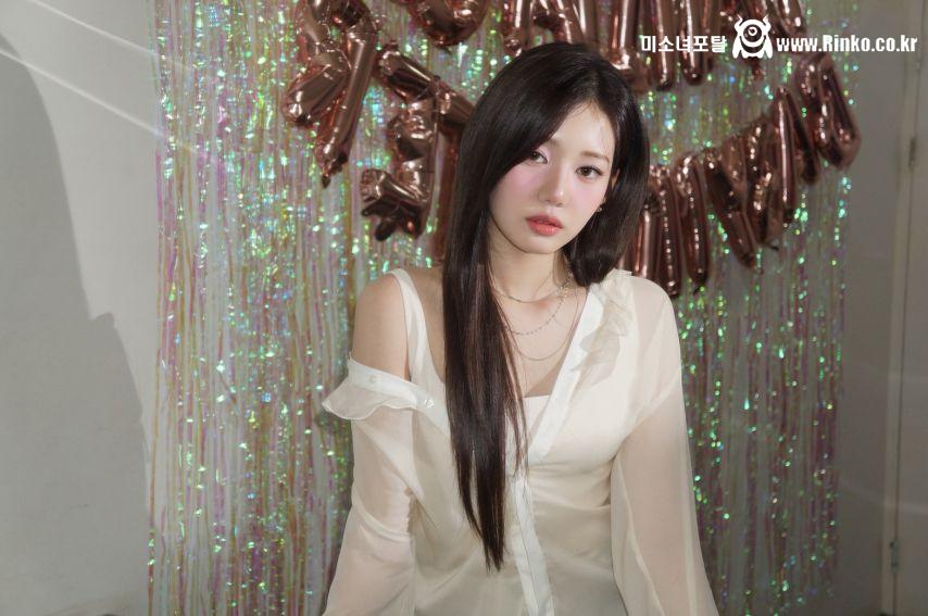 베이비몬스터 로라