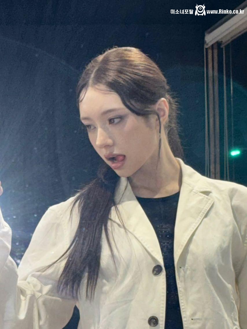 피프티피프티 문샤넬