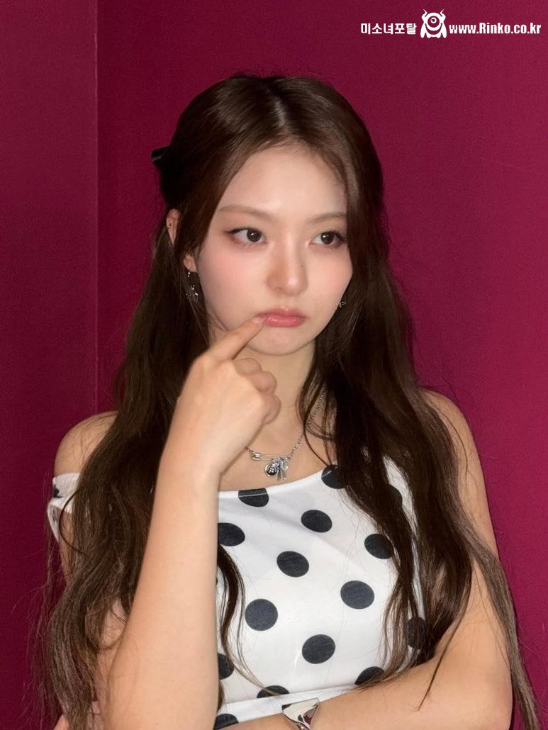 프로미스나인 이나경