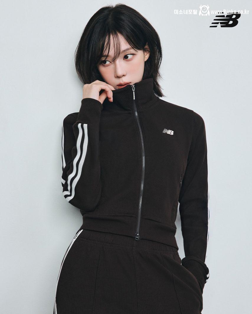 오늘자 공개된 뉴발란스 에스파 윈터 화보.JPG