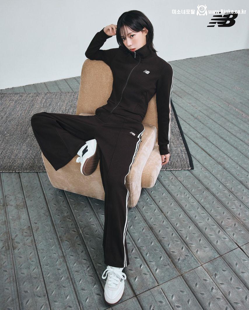 오늘자 공개된 뉴발란스 에스파 윈터 화보.JPG
