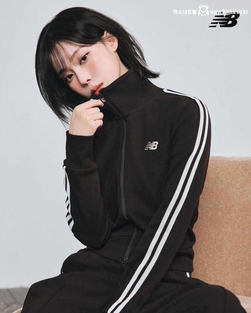 오늘자 공개된 뉴발란스 에스파 윈터 화보.JPG