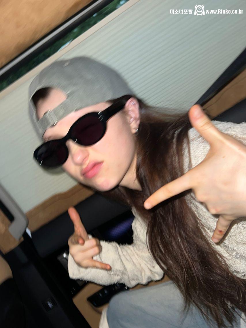 피프티피프티 문샤넬