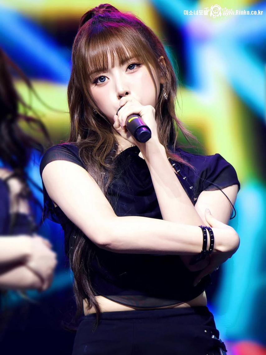 NMIXX (엔믹스) 지우